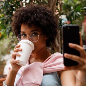 Como Ganhar Dinheiro com Redes Sociais: Estratégias Lucrativas para Iniciantes